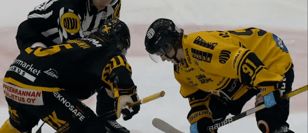 Oliver Kapanen - InStat Hockey