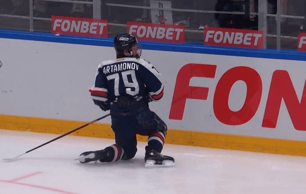 Nikita Artamonov, 17 ans, est utilisé sur un 1er trio en KHL | Repêchage 2024